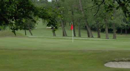 A view of green guarded by bunker at Lethamhill Golf Course (Glasgow Life)