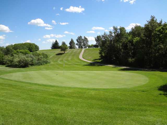 A view of a green at Glen Lea Golf Club