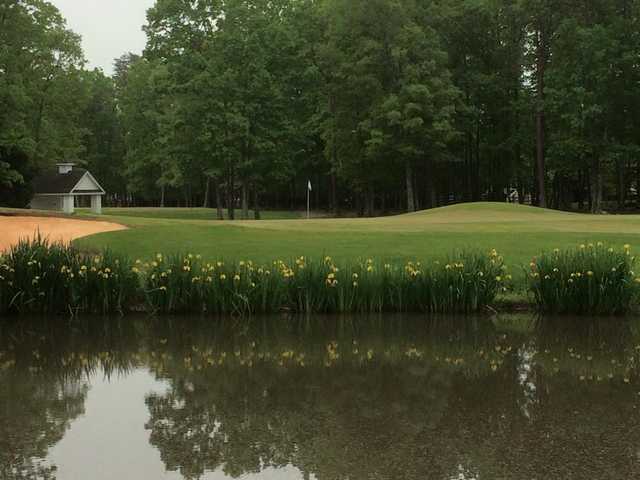 Fawn Lake Country Club