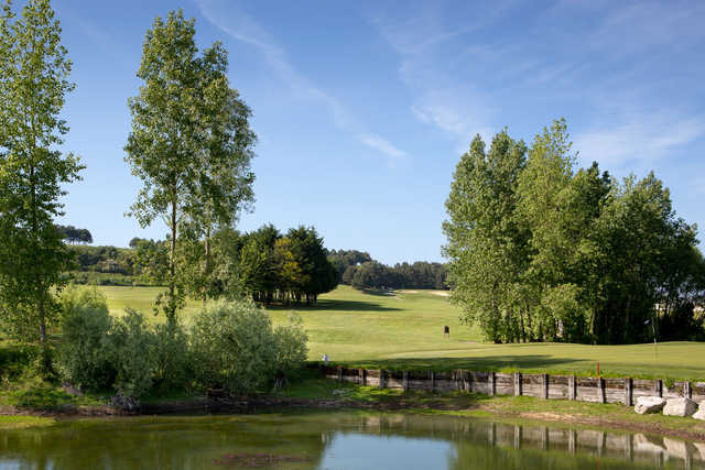 A view of green #13 at Manor Golf Course from Omaha Beach Golf Club (Michel Cogny-Goubert)