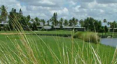 The Glades Country Club