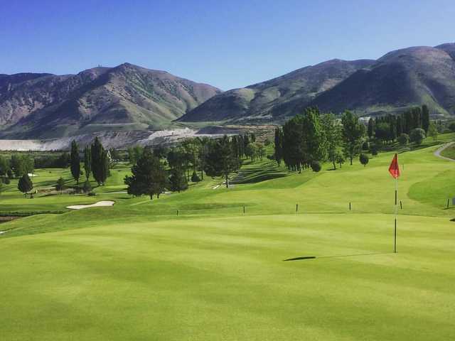 A view of a green at Eagle Mountain Golf Course.
