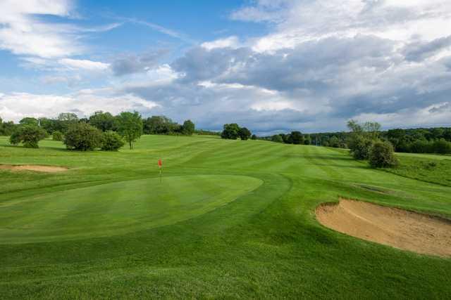 Addington Court Golf Centre - Falconwood Course
