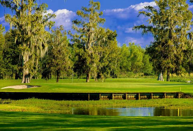 Ellendale Country Club