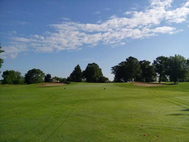 Majestic Oaks - Signature