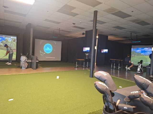 Golf2Grow Indoor Golf Experience