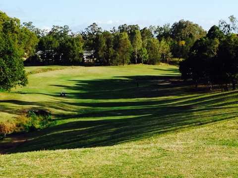 A view of fairway #9 at Brisbane River Golf Course