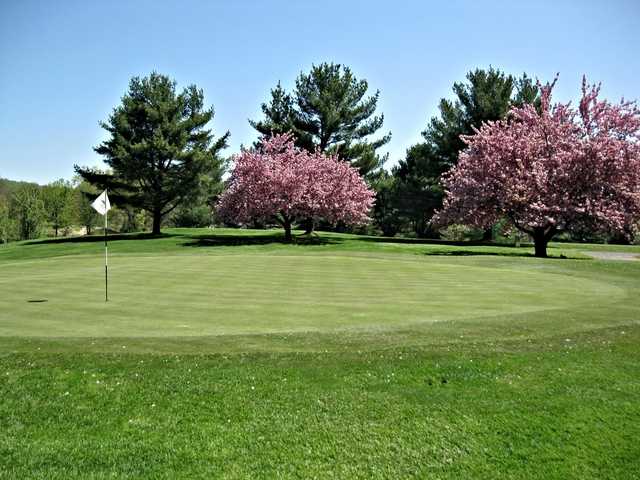 Twin Brooks Country Club